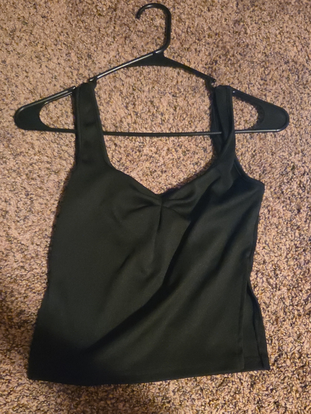 SHEIN Black V-Neck Sleeveless Tank Top